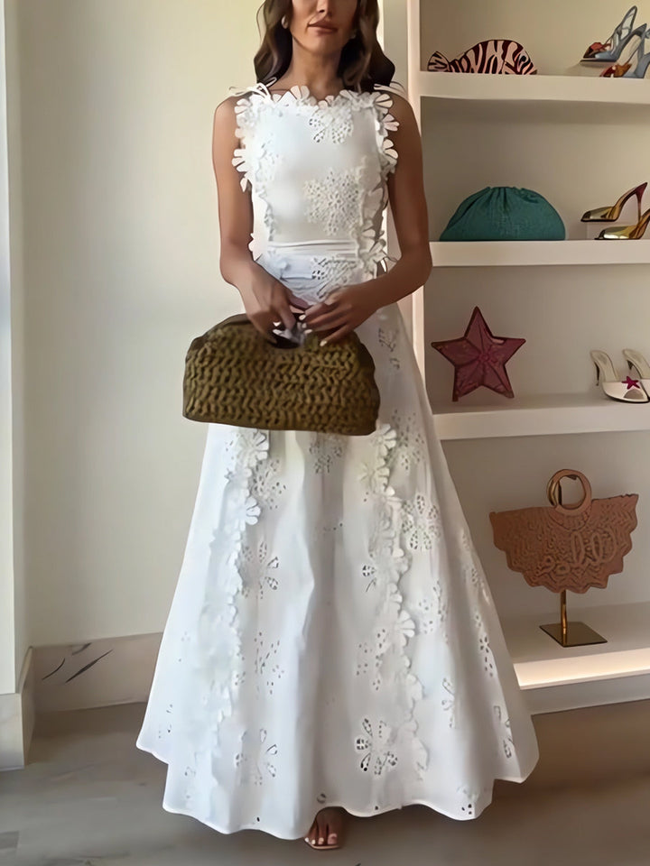 Luisa - Lace Floral White Dress