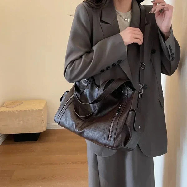 Victoria - Leather Shoulder Bag