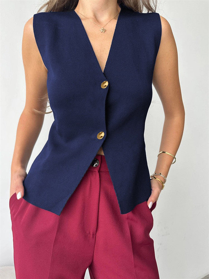 Judith - Sleeveless Button Top