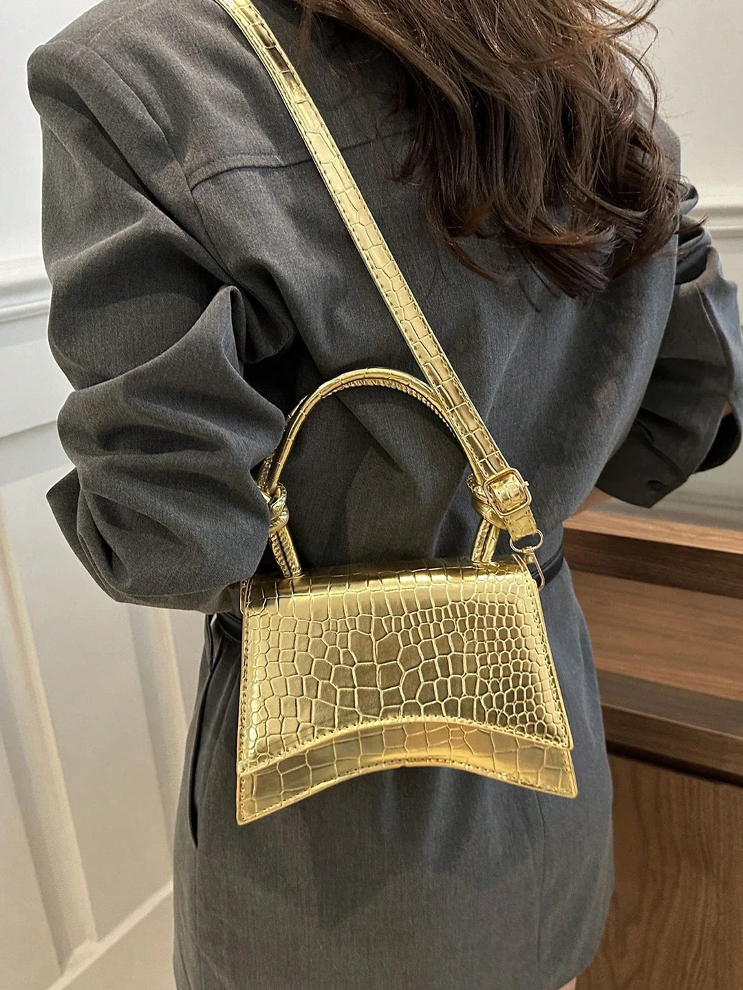 Nathalia - Curved Crossbody Bag